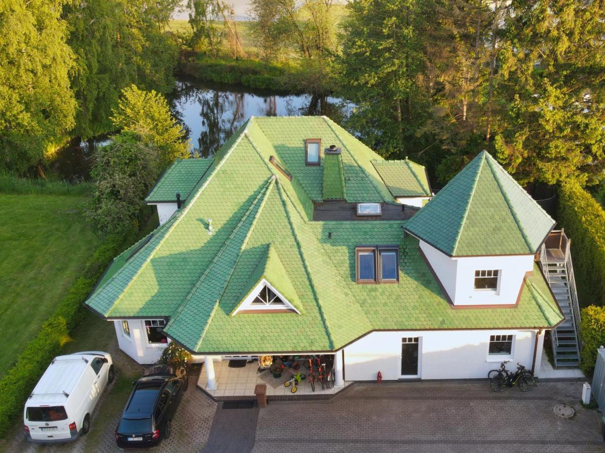 Moderne Maisonette-Wohnung Am Karpfenteich; Modern Apartment With View Of The Carp Pond Barmstedt Exterior foto